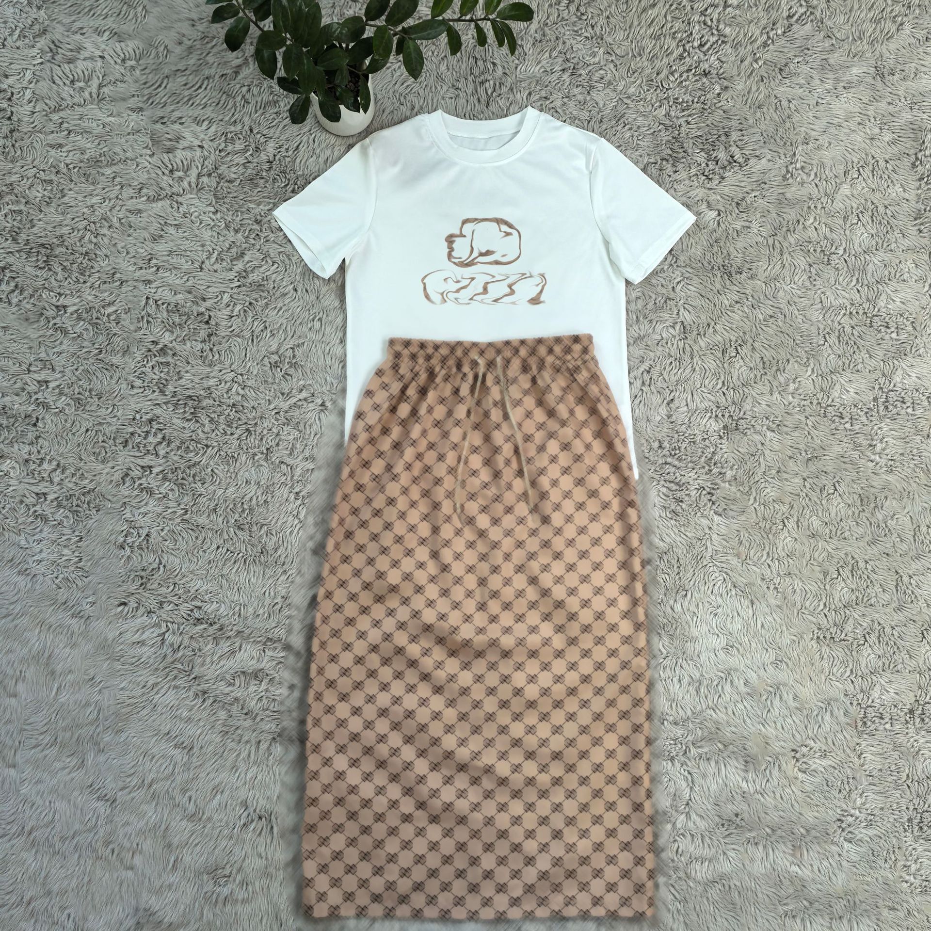 2025 European American Cool  Mid-Length Skirt Suit for Women Floral New Fashion Elegant Casual Short-Sleeved Slim Loose