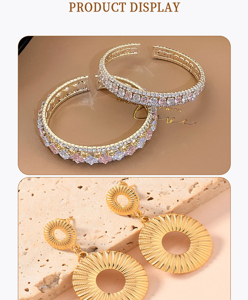 Hot Sale Diamond Luxury Style Fashion Pendant Trendy High-end Accessory Necklace and Earrings Set for Women