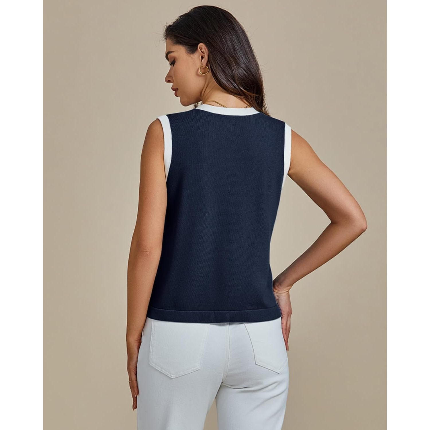 2025 Women's Trendy Colorblock Button Down Dressy Casual Sleeveless Summer Sweater Vest with Pockets for Spring Season